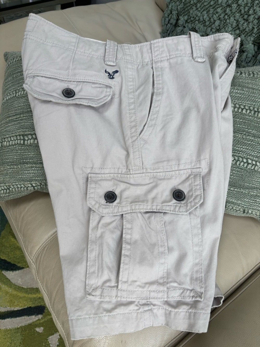 American Eagle Outfitters Off-White Casual cargo Shorts
